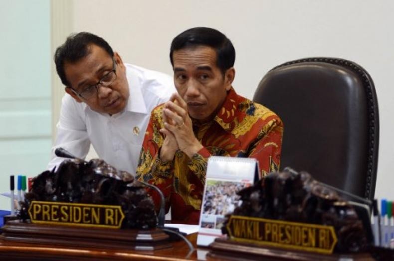 pratikno,-“seleksi-alam”-“geng-oslo”?