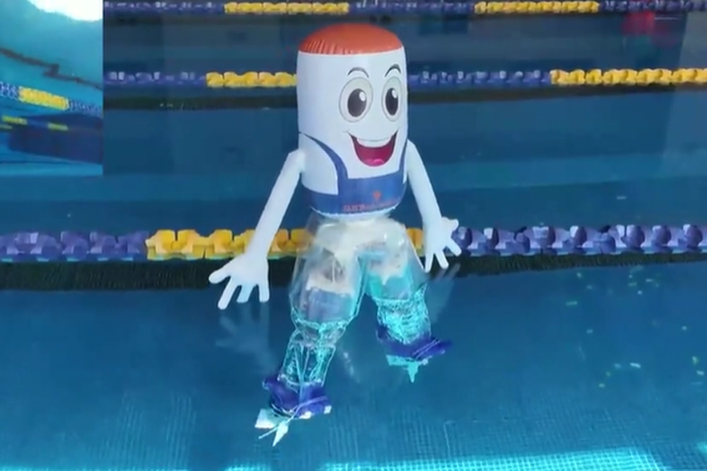 robot-growhr:-humanoid-lunak-yang-bisa-menyusut,-berenang,-dan-jalan-di-atas-air