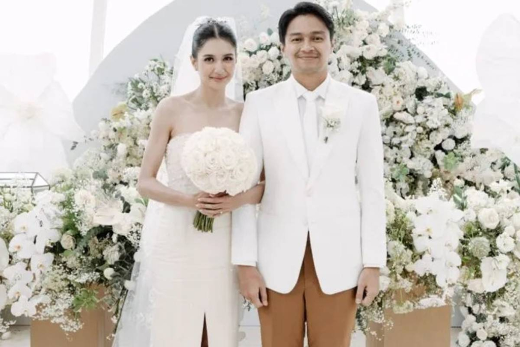 mikha-tambayong-dan-deva-mahenra-selalu-tampil-mesra,-kenali-tanda-pernikahan-bahagia