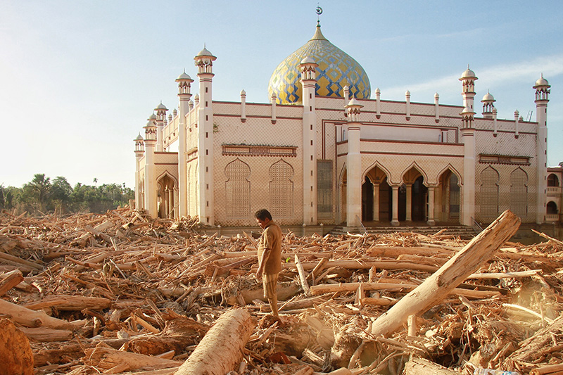 dikepung-banjir-di-gang-cendana:-134-orang,-satu-rumah,-satu-doa