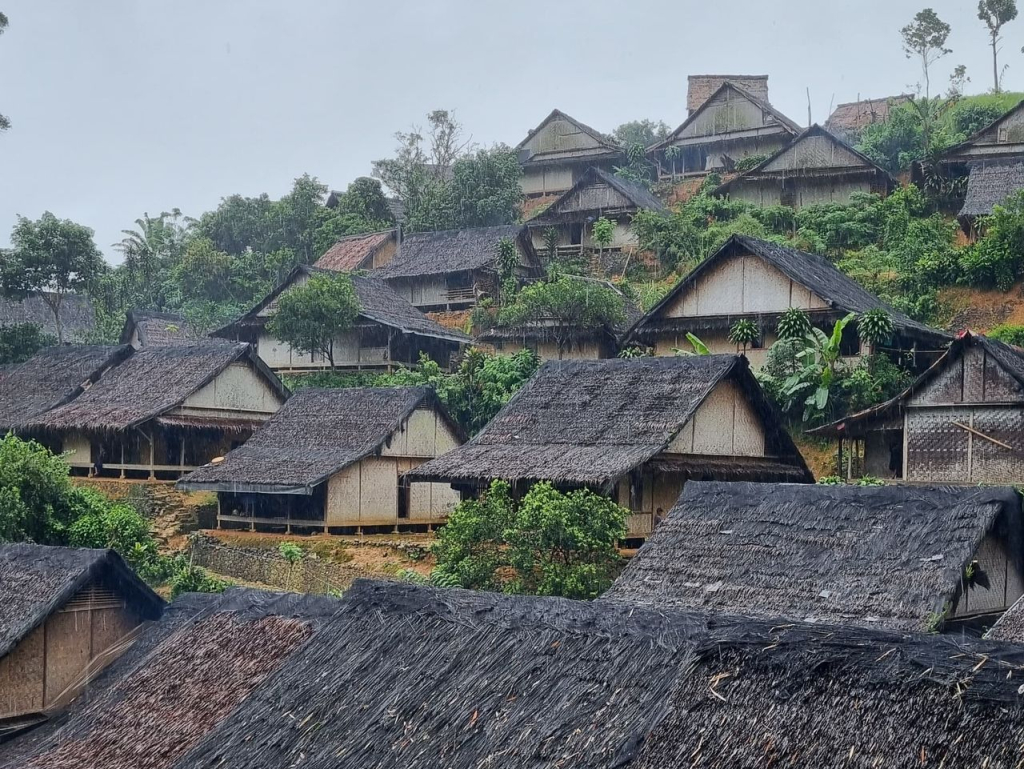 studi-:-suku-baduy-luar-terapkan-kampung-tanpa-rokok-melalui-kearifan-tradisional