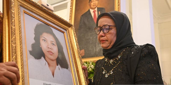 sosok-marsinah,-buruh-tangguh-yang-ditetapkan-sebagai-pahlawan
