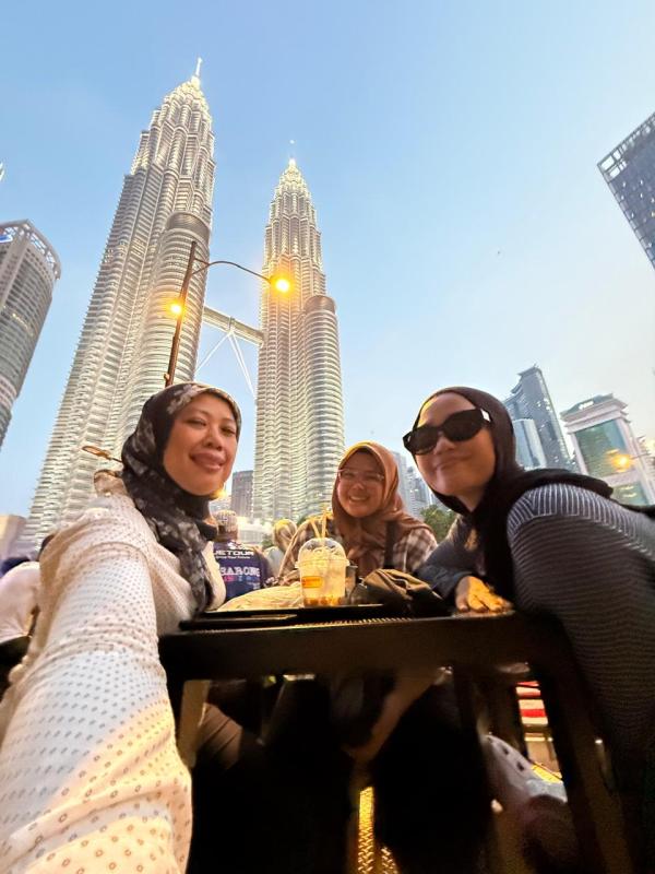 bukit-bintang,-petronas,-dan-ngopi-sore:-cerita-singkat-di-kl