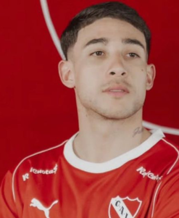 profil-santiago-montiel,-pemenang-puskas-award-2025