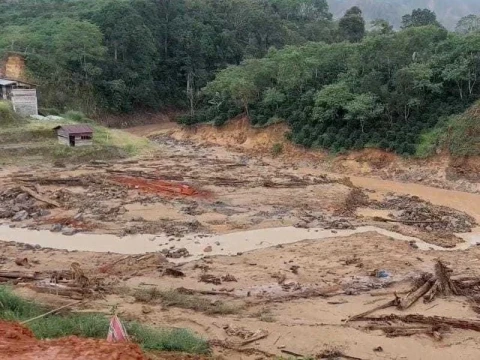 walhi:-hak-dasar-penyintas-banjir-sumatra-masih-tertinggal
