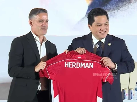 pssi-kenalkan-john-herdman-sebagai-pelatih-timnas-indonesia
