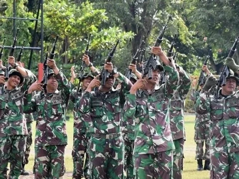 guru-besar-ui-prediksi-ranperpres-tni-akan-mudah-disahkan-karena-partai-politik-makin-homogen