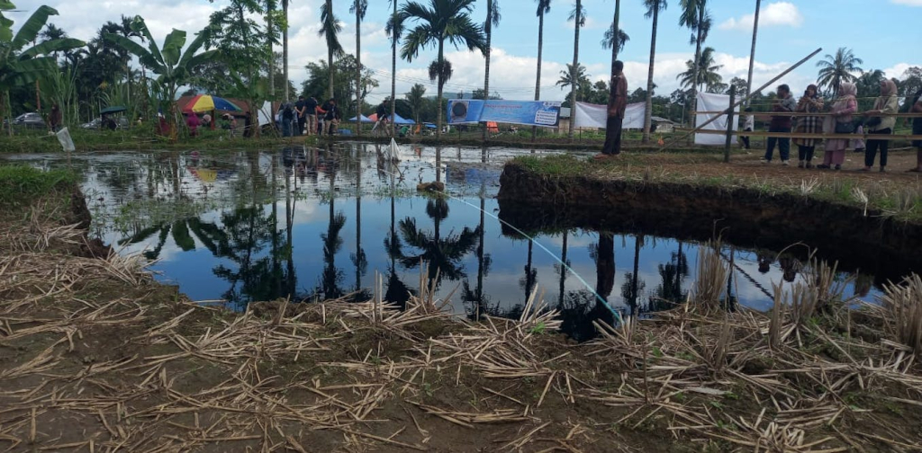 ‘sinkhole’-fenomena-alam-yang-wajar.-apakah-bisa-membesar-hingga-jadi-danau?