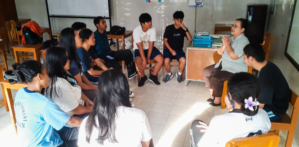 negara-minta-guru-jadi-konselor:-tak-adil-bagi-guru,-tak-aman-buat-siswa