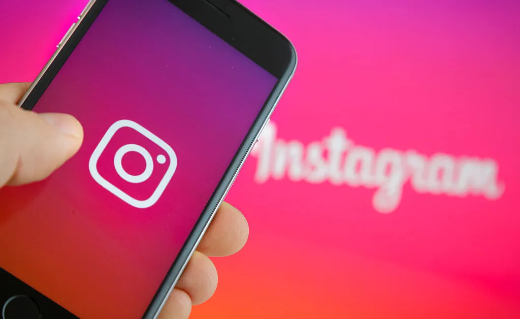 lelah-“scrolling”?-kenali-social-media-fatigue-dan-cara-detoks-akun-yang-benar
