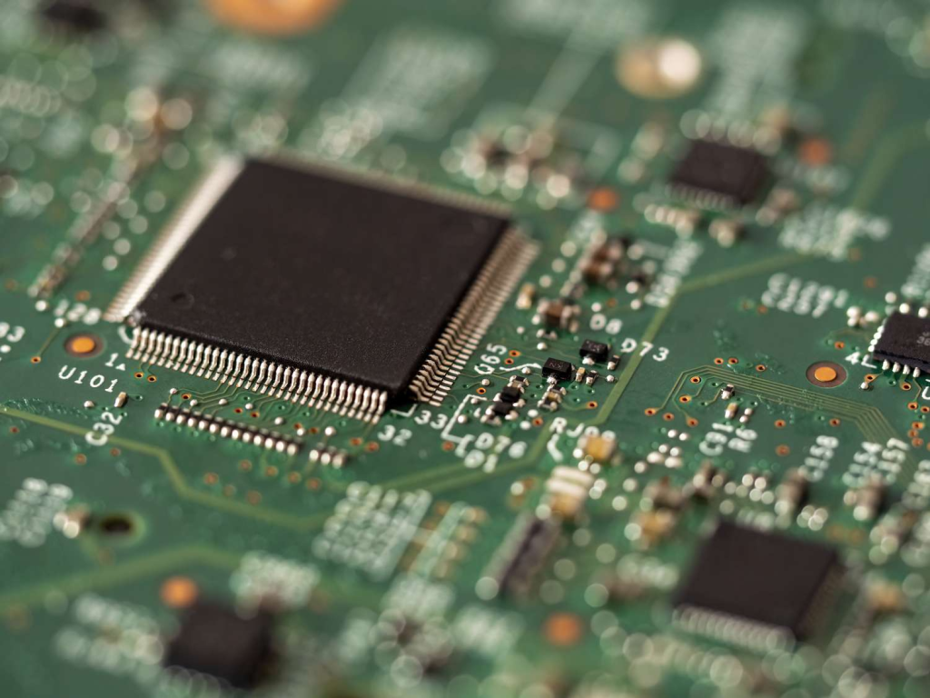 indonesia-“all-in”!-gelontorkan-rp21-triliun-demi-lawan-dominasi-chip-malaysia