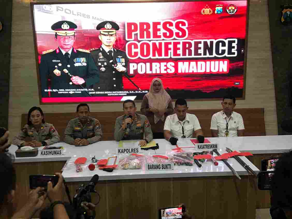 polisi-ungkap-motif-pembobolan-toko-emas,-uang-hasil-curian-untuk-biaya-hidup
