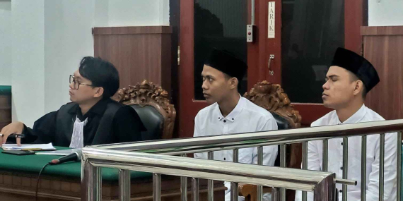 Terlibat Jaringan Pengedar Narkoba, Kakak Adik Terancam Hukuman Mati