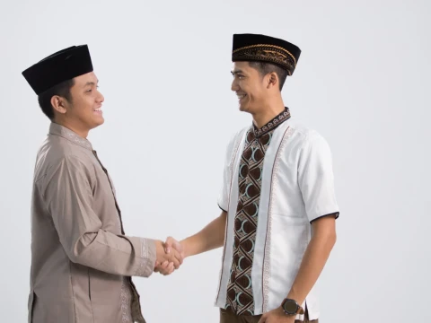 kajian-hadits:-pentingnya-berterima-kasih-kepada-sesama-manusia