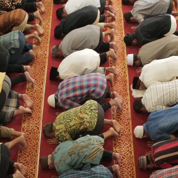 isra-mikraj-digital:-perjalanan-jiwa-di-era-algoritma