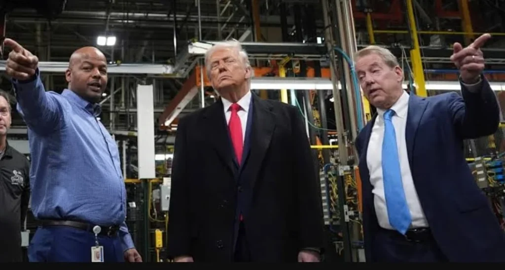 pegawai-ford-diskors-usai-insiden-dengan-donald-trump