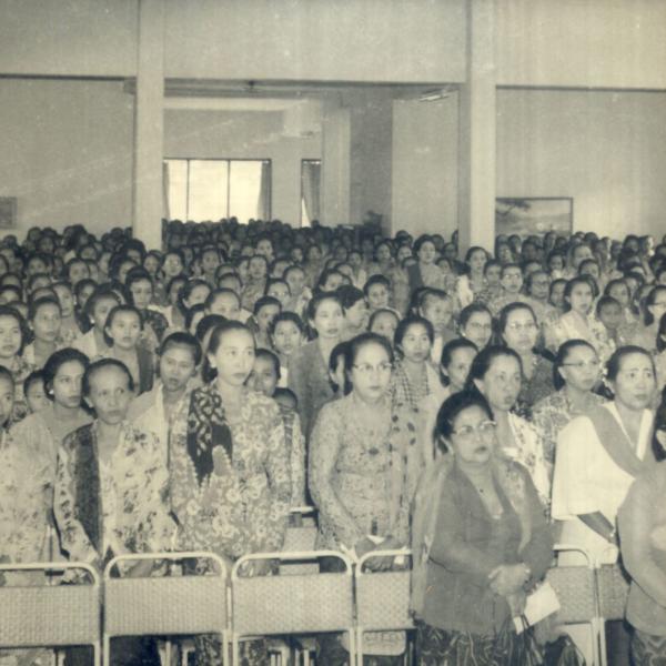 hari-ibu,-gandari,-dan-perempuan-di-ruang-publik