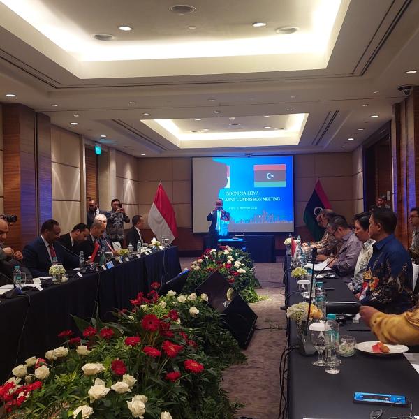 libya,-jauh-di-mata-dekat-di-hati