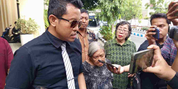 Kasus Dugaan Pemalsuan Dokumen Nenek Elina, Lurah dan Perangkat Desa Dipanggil Polda Jatim