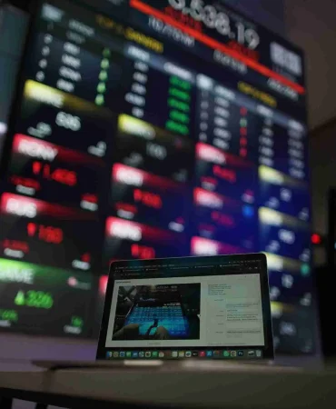 bei-hentikan-perdagangan-sini,-rock,-spre,-bnba,-oasa,-bell,-dan-euro