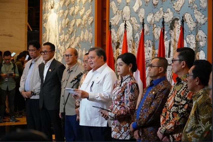 pemerintah-pastikan-stabilitas-pasar-modal-di-tengah-transisi-ojk-dan-bei