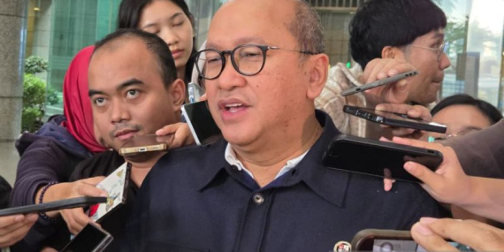 danantara-sebut-investor-asing-berpeluang-jadi-pemegang-saham-bei