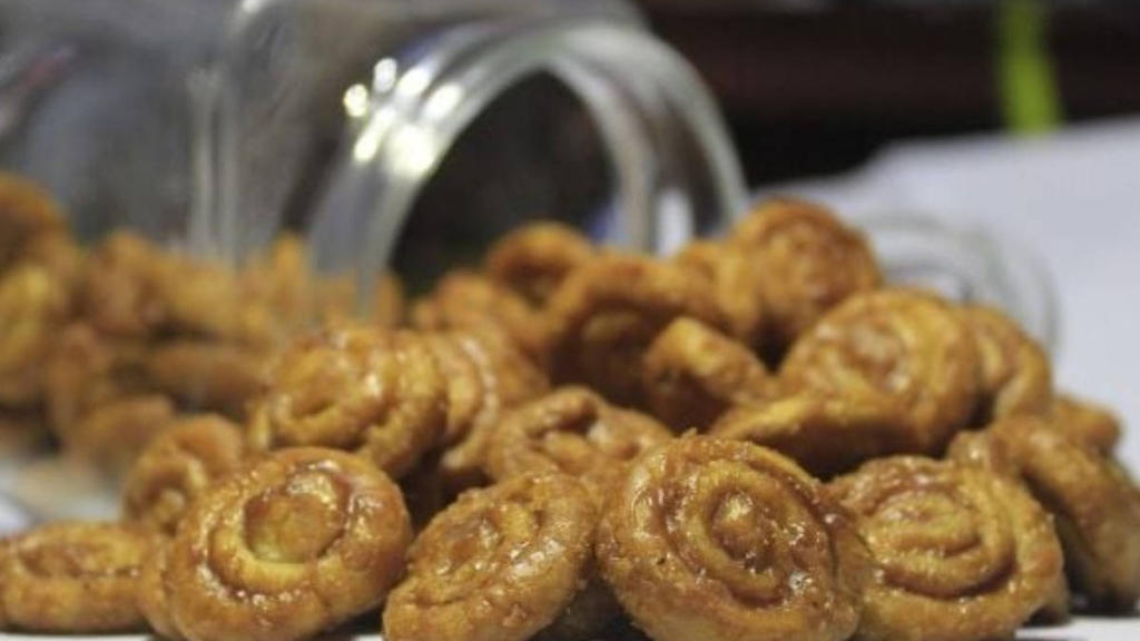 perut-punai,-kue-tradisional-yang-jadi-oleh-oleh-khas-bengkulu