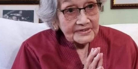 Satu Abad Meriyati Hoegeng: Teladan Kesederhanaan di Balik Keteguhan Jenderal Hoegeng