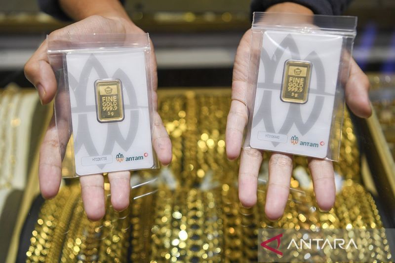 harga-emas-antam-turun-kamis-ini,-simak-daftar-terbarunya
