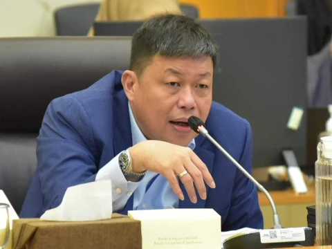 dpr-tegaskan-hulu-sungai-harus-tetap-hutan,-tak-boleh-dikorbankan-demi-proyek-pembangunan