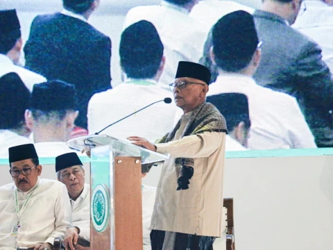 ketum-mui-ajak-umat-islam-bersinergi-dengan-pemerintah-bangun-indonesia-damai-dan-sejahtera