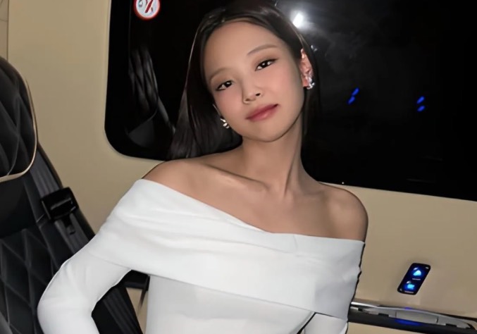 jennie-blackpink-cantik-natural,-tips-sederhana-bikin-kulit-glowing-dan-bercahaya