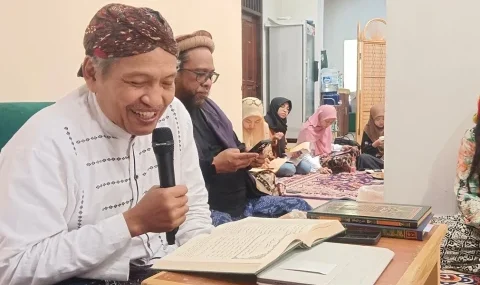 ngaji-kitab-al-hikam,-gus-ulil-tegaskan-sikap-tawakal-tak-boleh-jadi-alasan-berhenti-bekerja