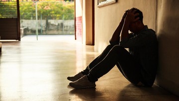 kisah-anak-ajaib-raih-gelar-phd-di-usia-16-th,-akui-dendam-pada-ortu-karena-mengontrol-hidupnya