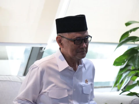 penuhi-kebutuhan-konsumsi-jamaah,-menhaj-gus-irfan-inisiasi-“beras-haji-nusantara”