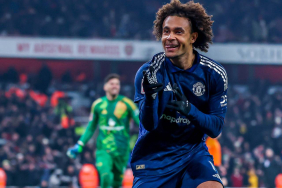 jarang-dimainkan-mu,-joshua-zirkzee-jadi-incaran-as-roma-di-bursa-transfer