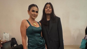 potret-nova-eliza-dan-sang-putri-naima-yang-tingginya-melebihi-ibunda,-kayak-kembar-bun