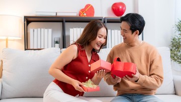 20-kado-anniversary-pernikahan-untuk-pasangan-yang-bagus-dan-berguna