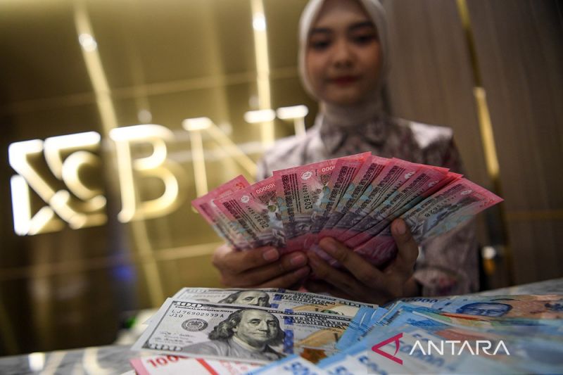 rupiah-berpotensi-menguat-seiring-data-ekonomi-as-melemah