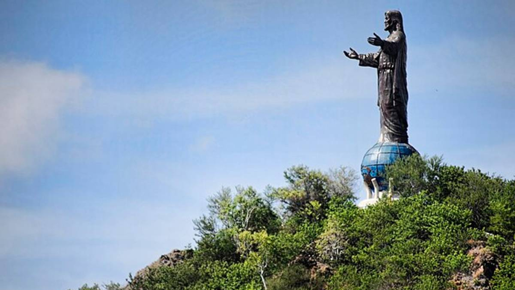 patung-cristo-rei-dili:-kado-dari-pemerintah-ri-yang-kini-jadi-ikon-khas-timor-leste