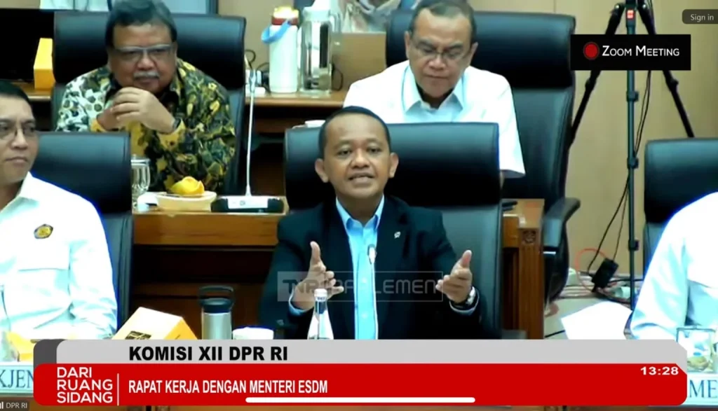 pemerintah-perkuat-strategi-hilirisasi:-stop-ekspor-bahan-mentah-timah