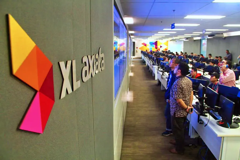xlsmart-(excl)-catat-rugi,-saham-banyak-dilepas-investor-asing