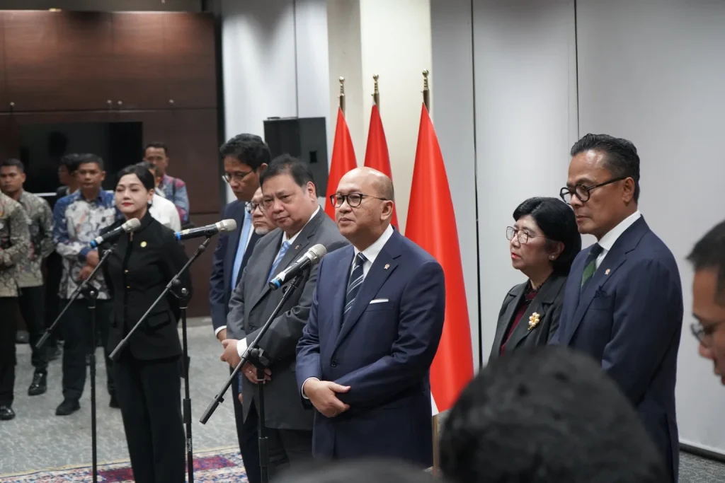 danantara-buka-lelang-tahap-ii-pltsa-untuk-12-kota-mulai-maret-2026