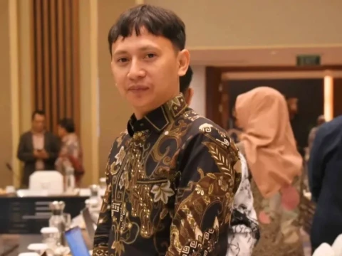program-mbg-serap-anggaran-pendidikan,-p2g:-gaji-guru-pppk-terancam-tinggal-rp50-ribu-sebulan