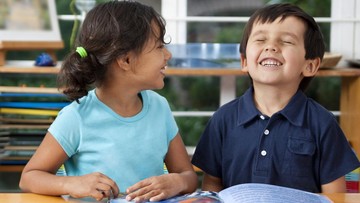 ciri-kepribadian-anak-yang-dijuluki-badut-kelas-menurut-studi