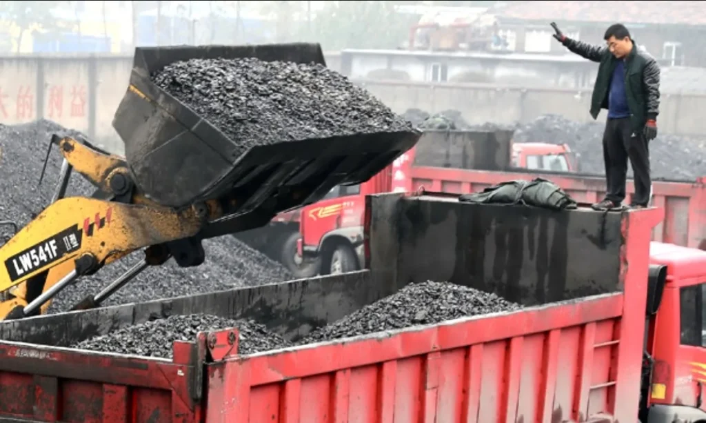 harga-batu-bara-global-terbelah,-india-menguat-di-tengah-tekanan-pasokan