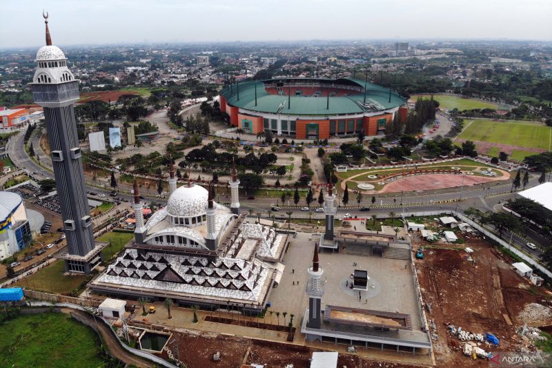 masjid-raya-nurul-wathon-di-kabupaten-bogor