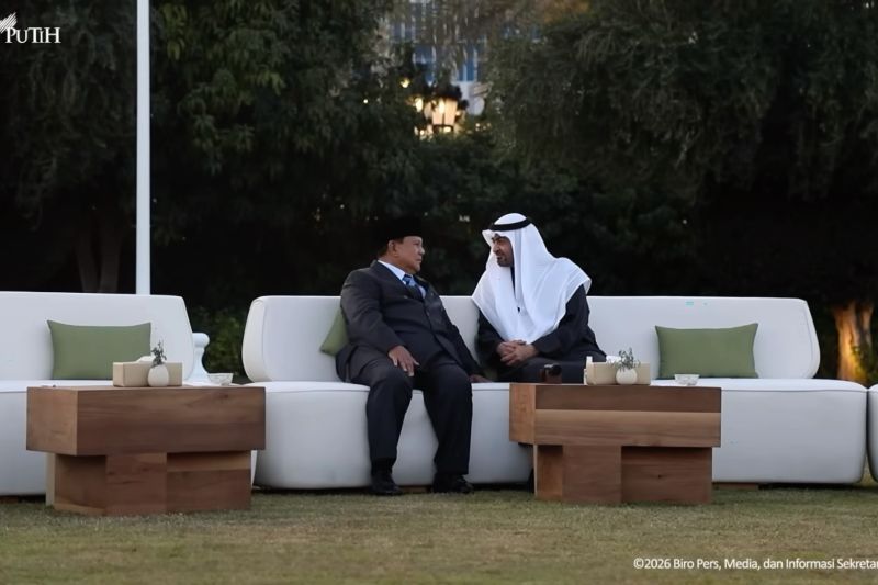 pertemuan-hangat-prabowo-dan-mbz-perkuat-kemitraan-strategis-ri-pea