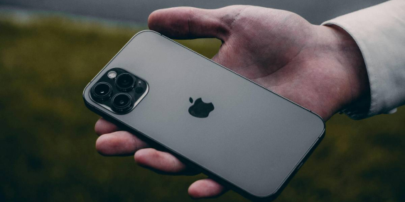 bi-berupaya-lobi-apple-supaya-pengguna-iphone-di-indonesia-bisa-pakai-qris-tap