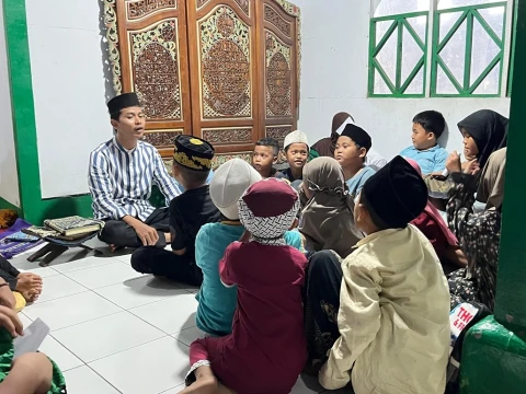 jpzis-nu-hadirkan-dai-penggerak-di-yayasan-anak-nagari-untuk-ajarkan-mengaji-selama-ramadhan